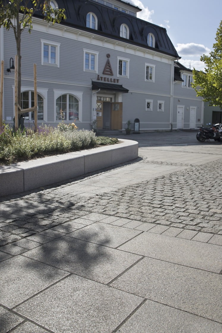 Bohus Granithäll Elegant – 450-900x300
